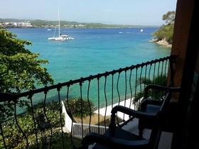 Exxtraordinary Resort-Bellamar