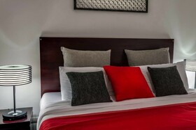 The Diamond Suites At Ahnvee