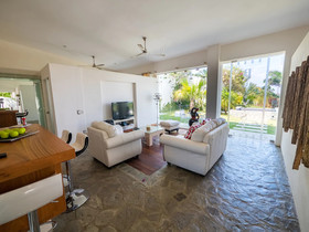 Villa Eden