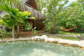 Chalet Tropical Village B&B