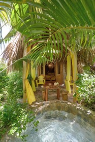 Chalet Tropical Village B&B