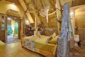 Chalet Tropical Village B&B