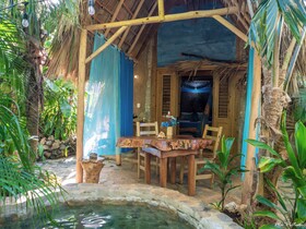 Chalet Tropical Village B&B