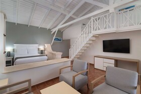 Wyndham Alltra Samana