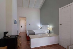 Wyndham Alltra Samana