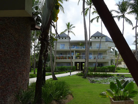 Coson Bay Hotel & Residences
