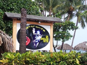 La Dolce Vita Beachfront Hotel