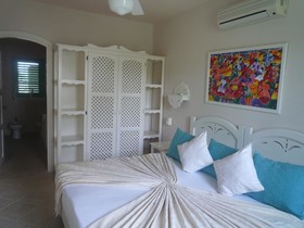 La Dolce Vita Beachfront Hotel