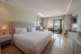 Hacienda Samana Bay Hotel & Residences