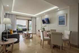 Hacienda Samana Bay Hotel & Residences
