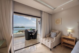 Hacienda Samana Bay Hotel & Residences