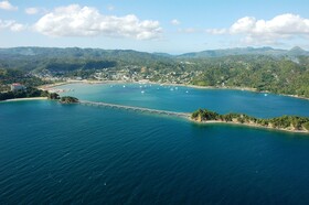The Bannister Hotel & Yacht Club