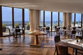 The Bannister Hotel & Yacht Club