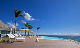 The Bannister Hotel & Yacht Club