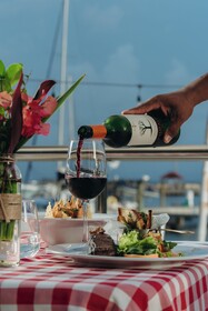 The Bannister Hotel & Yacht Club