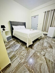 Neos Hotel
