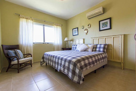 Los Flamencos Aparthotel