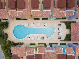 Los Flamencos Aparthotel