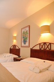 Coral Costa Caribe Beach Resort