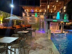 Halibut Hotel