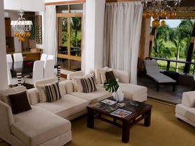 Los Altos Residences