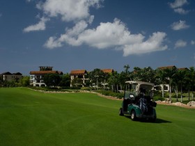 Los Altos Residences