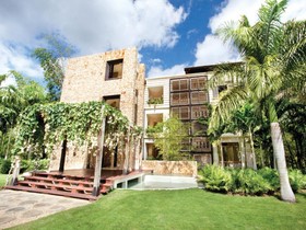 Los Altos Residences