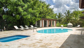 Villa Olivo