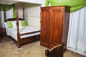 Hotel Sea Breeze