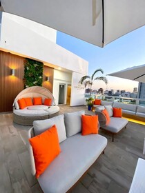 Central Suites Tower