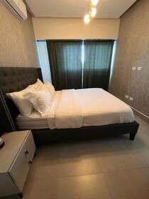 Central Suites Tower