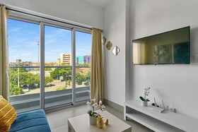 Central Suites Tower