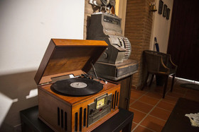 Colonial 154 H Boutique