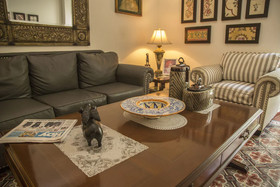 Colonial 154 H Boutique
