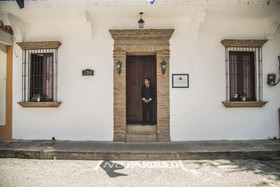 Colonial 154 H Boutique
