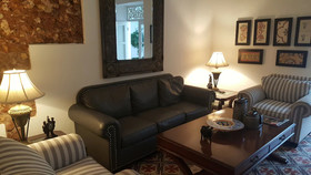 Colonial 154 H Boutique