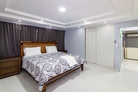 El Señorial Hotel