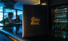 Golden House Hotel & Restaurante