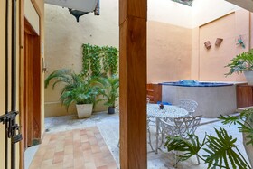 Hotel Anabella