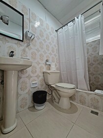 Hotel Class Colonial