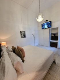 Hotel Class Colonial