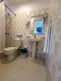 Hotel Class Colonial