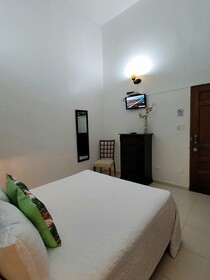 Hotel Class Colonial