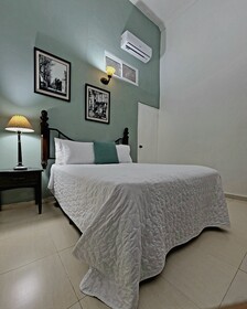 Hotel Class Colonial