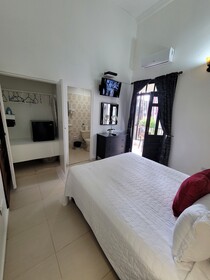 Hotel Class Colonial