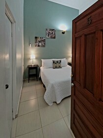 Hotel Class Colonial