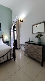 Hotel Class Colonial