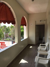 Hotel La Grand Mansion