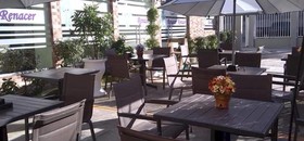 Hotel Renacer