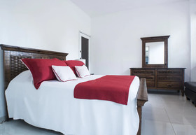 Malecon Rooms & Hotel